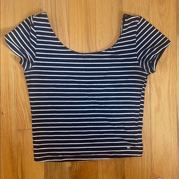 American Eagle Top! - Picture 1 of 3